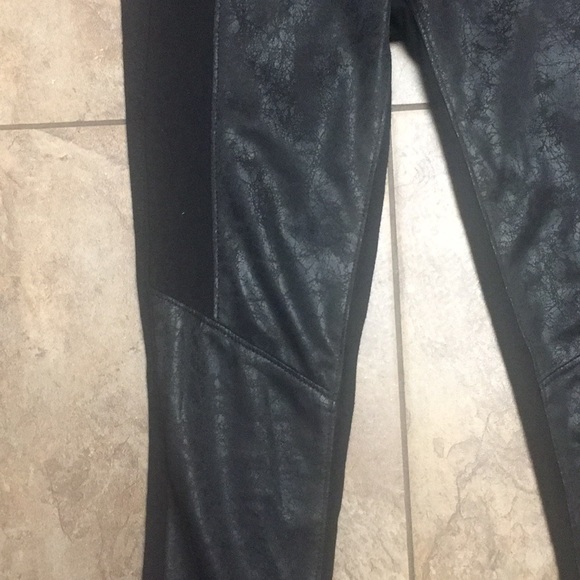Jessica Simpson Workout Leggings - Picture 3 of 8